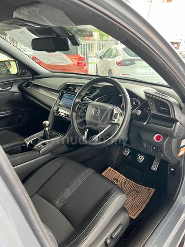 Honda CIVIC FK7 (M) - 3