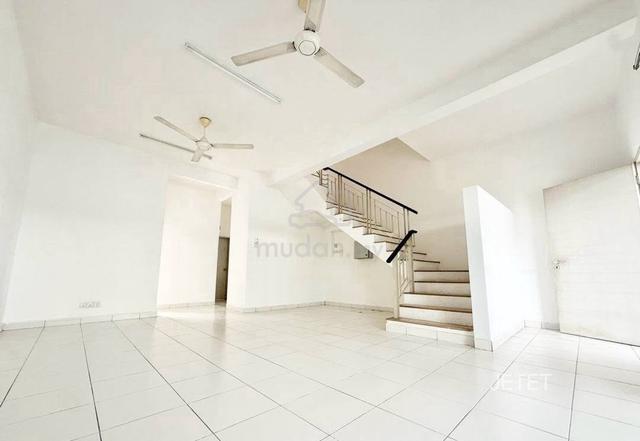 Double Storey House Jalan Mahligai Bukit Raja Klang freehold 1