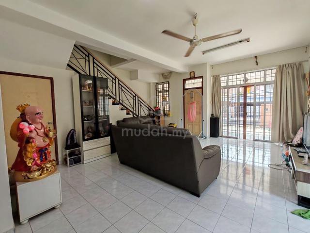 【CORNER LOT】Double Storey Terrace at Taman Muzaffar Height 1