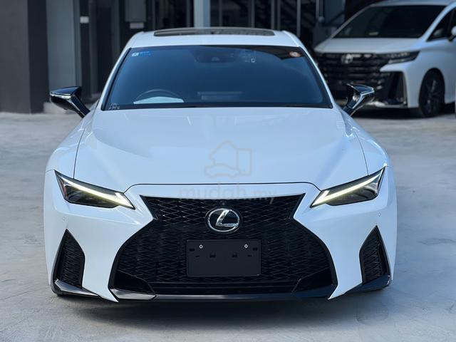 2022 Lexus IS300 2.0 F-SPORT MODE BLACK GLITTER - 2
