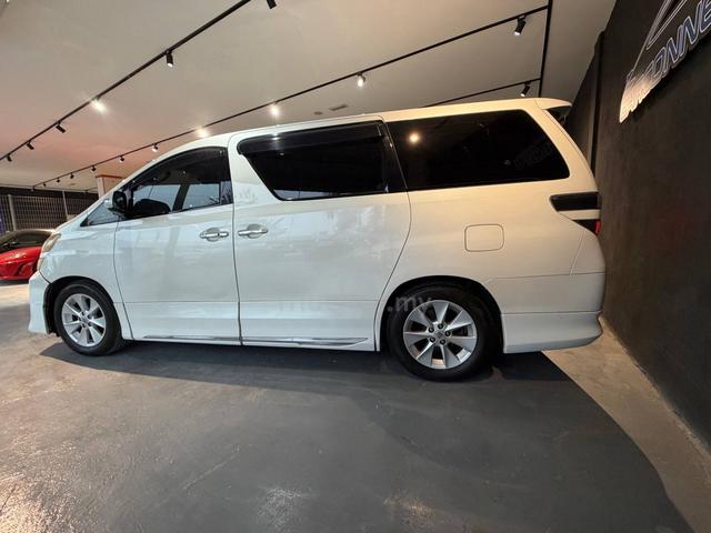 2013 Toyota VELLFIRE ZG 3.5 V6 - 7 Seater MPV - 4