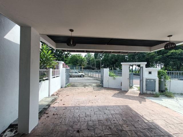2 Storey Terrace Putra Height, Subang Jaya, Corner Unit Big Land 5