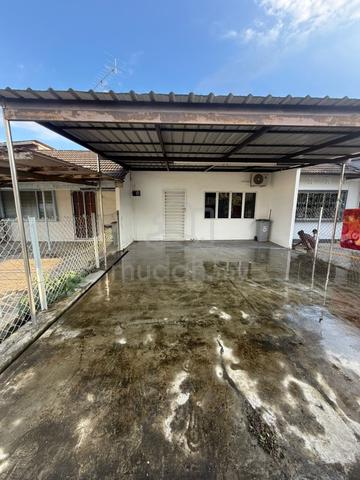 Full Loan Jalan Delima Kluang, Taman Lian Seng 22x75, Single Storey 1