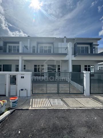 Rumah Dua Tingkat untuk di sewa( Paling Murah) 1