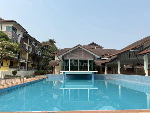 Mahkota Hills Town Villa 1
