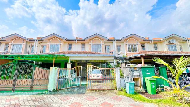 FACING OPEN! Double Storey Terrace Taman Sutera Kajang NEAR MASJID 1