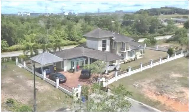 BUNGALOW HOUSE WITH BIG LAND Jalan Desa Palma Nasa City Dato Onn JB 2