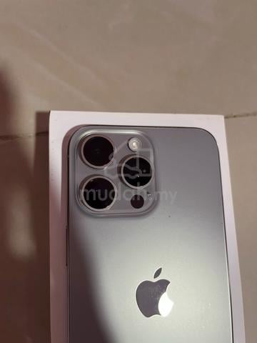 iphone 15 pro max (256gb) - photo 2 of 6