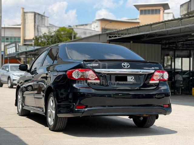 NEW PAINT LEATHER 2012 Toyota COROLLA 1.8 ALTIS G - 2