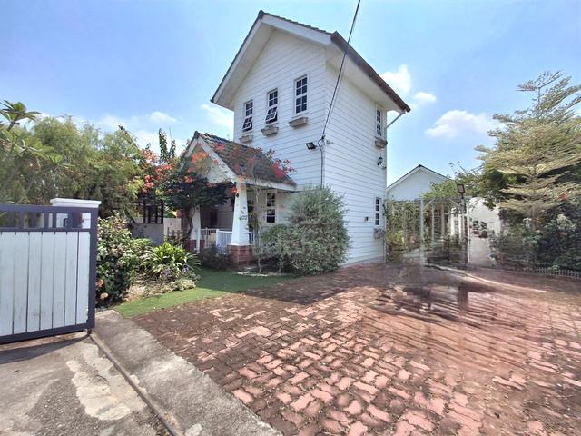 Lot Banglo Beserta Tiny House Batu 3, Jalan Bangi, Kajang. 1