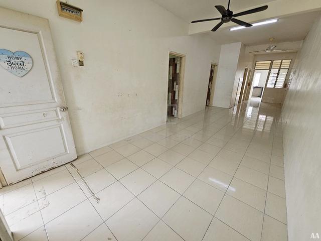 [Murah | Renovated 🔥] Teres Setingkat Bandar Saujana Putra SP7 1