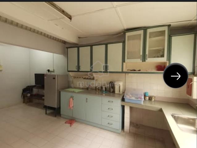 Renovated 2 Storey Terrace Serdang Jaya Seri Kembangan 1