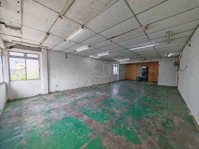 taman universiti skudai 1.5 storey terrace factory 35x80 mezzanine 1