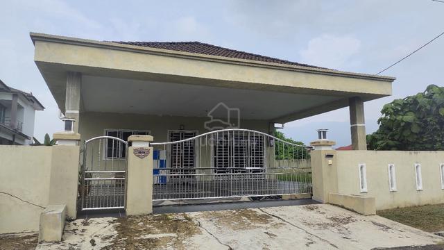 Room for rent @ Taiping 1