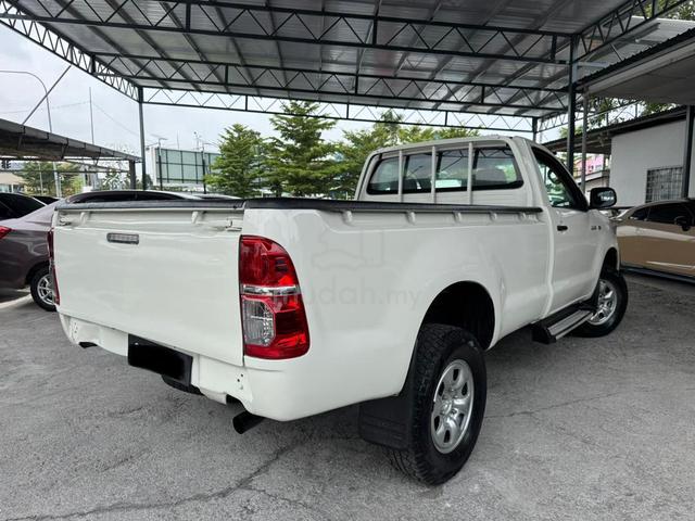 2012 Toyota HILUX 2.5 Single Cab (M) Boleh Loan - 2