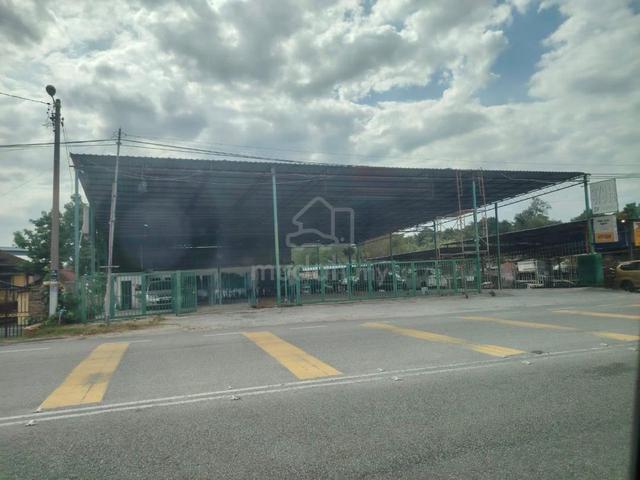 Open warehouse, storage space at Jalan Cheras Batu 14 Kajang 1