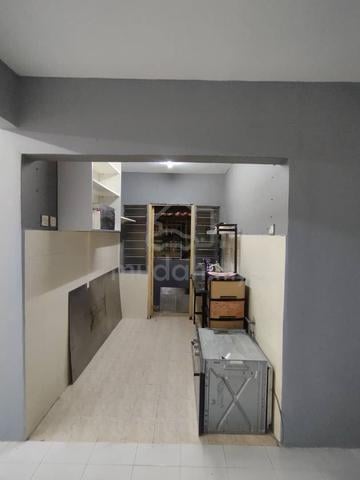 saujana apartment 1