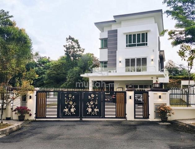 [Fully Reno & Big Land] 3 Storey Bungalow Sg Long Kajang Selangor 1