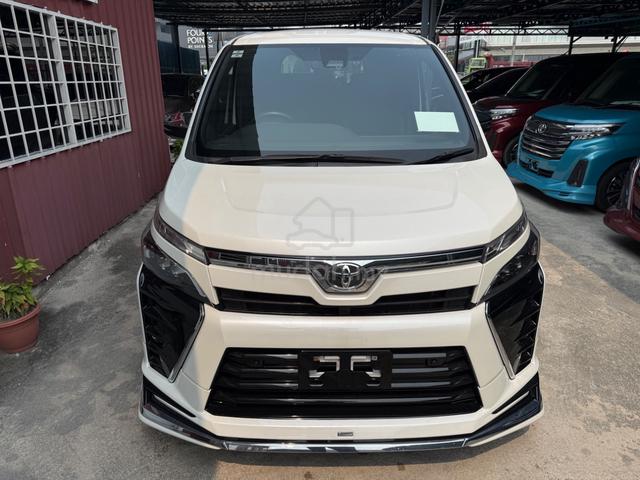 Toyota VOXY 2.0 ZS KIRAMEKI 3**PROMOTION KAW-KAW** - 3