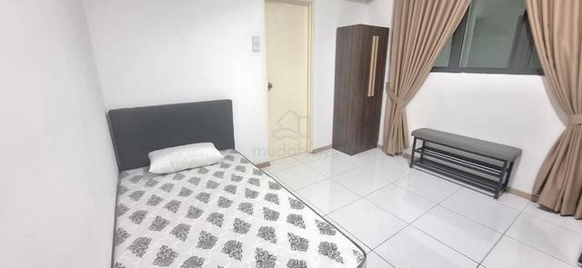 Vista Alam Serviced Apartment 1