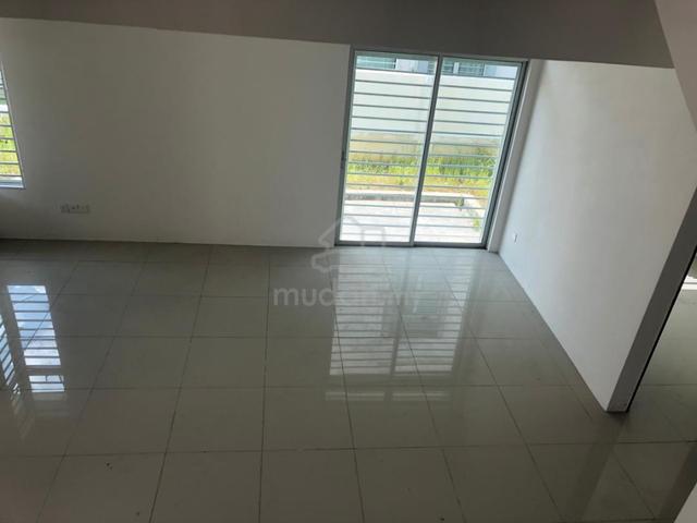 Double Storey Semi-D House SP 10 Bandar Saujana Putra 3