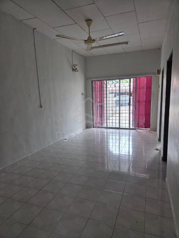 Tampin,Negeri Sembilan, Single storey 1