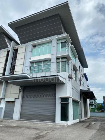 3 Storey Semi-D Factory at Iparc-3, Bukit Jelutong, Shah Alam 1