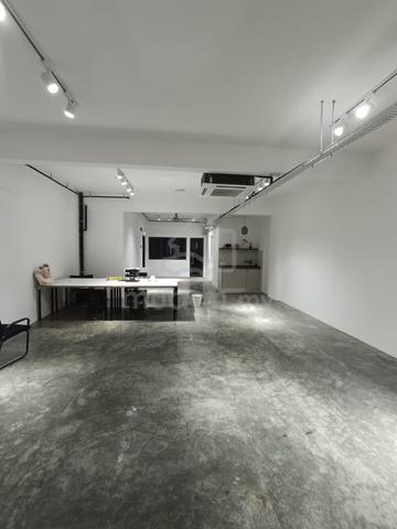 Edusentral Shop Office To Let 1