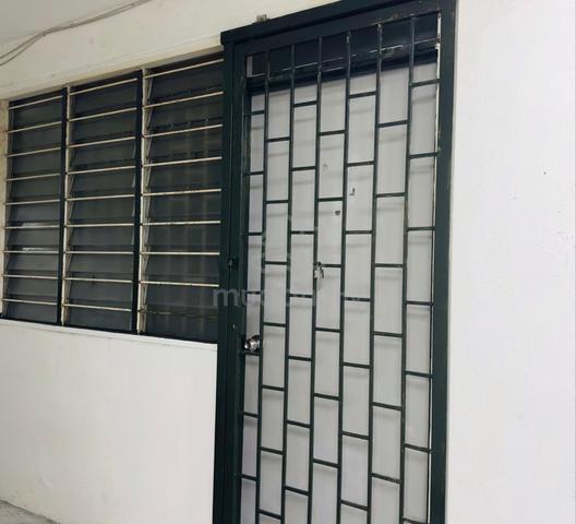 Pangsapuri Seroja @ Setia Alam 1