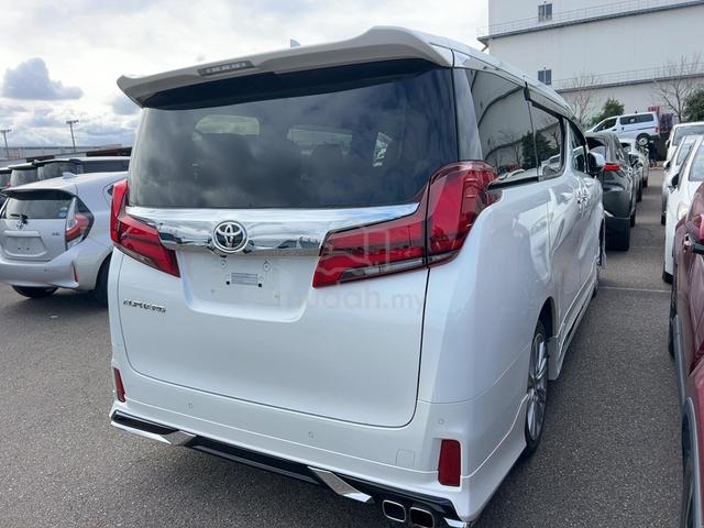 2022 Toyota ALPHARD 2.5 S 8 Seater Sunroof - 4