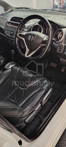 2014 Honda JAZZ 1.5 E MY2014 (A) - 5