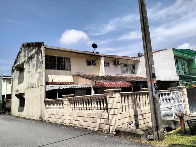 Seri Kembangan Serdang Raya End lot 1
