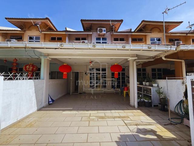 Rumah Teres 2 Tingkat di Taman Adis Indah, Kuala Ibai, Terengganu 1