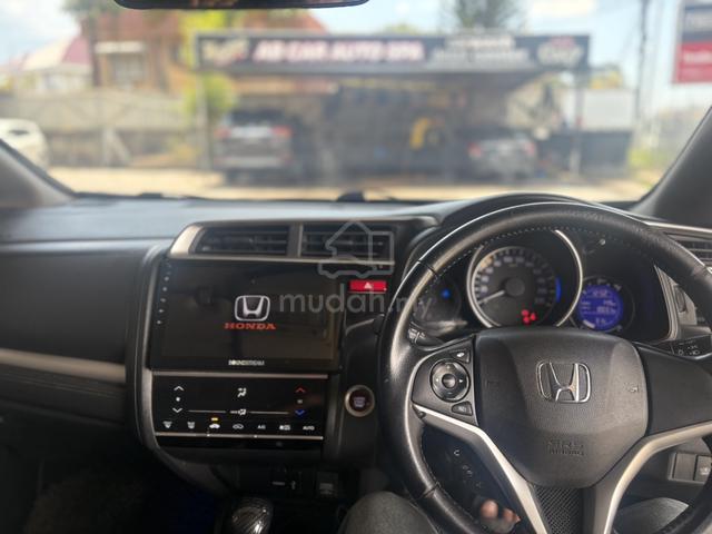 2014 Honda JAZZ 1.5 V (A) - 3