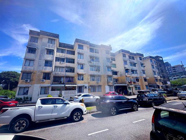 Flat Taman Teluk Teluk Kumbar 1