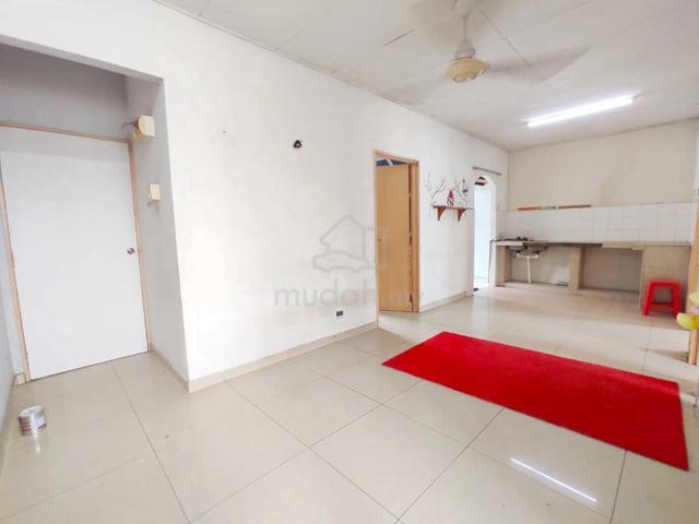 Pangsapuri Cempaka (Bukit Puchong 2) 1