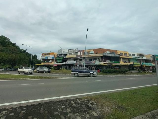 LIkas Plaza 3 Storey Shop 1