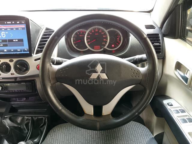 2011 Mitsubishi Triton 2.5 (M) Turbo Diesel 4x4 - 5