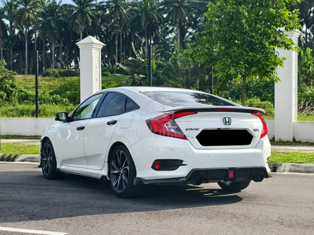 {2020}Honda CIVIC 1.5 TC (A) Facelift Sporty F/Lon - 4