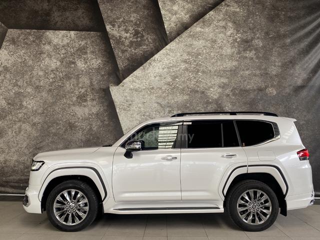 2024 Toyota LAND CRUISER 3.4 ZX SR BODYKIT UNREG - 3