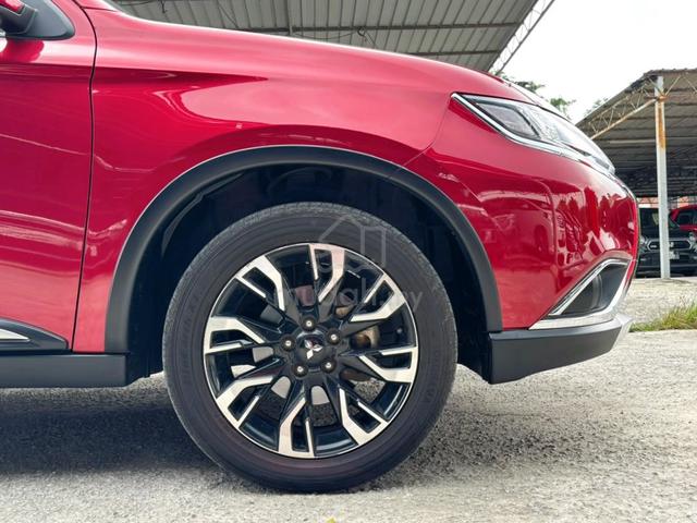 Mitsubishi OUTLANDER 2.4 4WD SUNROOF Facelift - 5