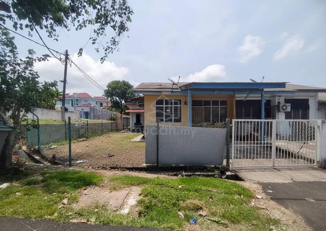 [FREEHOLD CORNER LOT] Single Storey Taman Tun Sambanthan,  Lukut 1