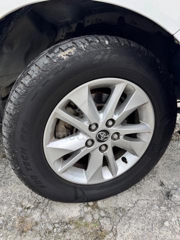 Toyota Innova 2.0G 6 Speed RWD Keyless Push Start - 3