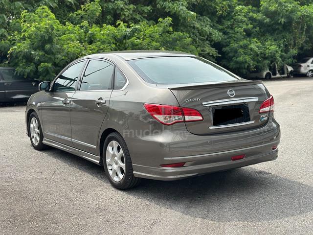 Keyless 2012 Nissan SYLPHY 2.0 LUXURY IMPUL (A) - 4