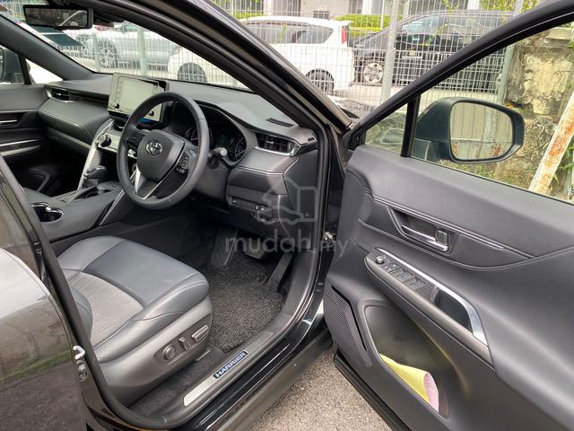 Bsm Black interior 2023 Toyota HARRIER 2.0 G Dim - 5