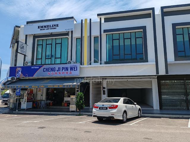 2-Storey Shop Lot for Rent at Taman Tasik Indah Kluang 1