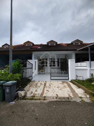 Tmn Pulai Indah 2-storey 4bee 2bath / Kangkar Pulai / Senai / JPO 1