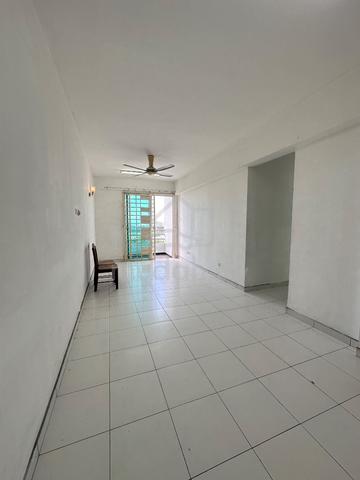 Pinang Laguna 1