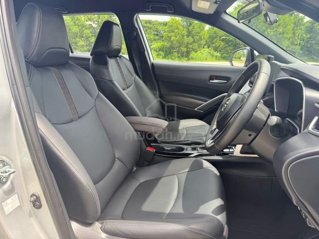 2025 Toyota COROLLA CROSS 1.8 V|5K MILEAGE|FSR - 5