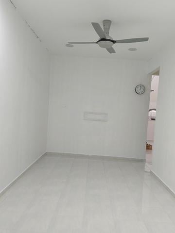 Rumah Teres Taman Suria Untuk Disewa  1